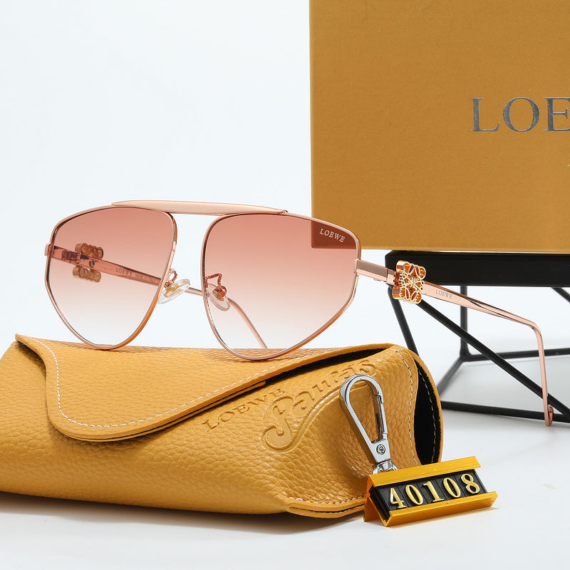 40108 Sunglasses with box