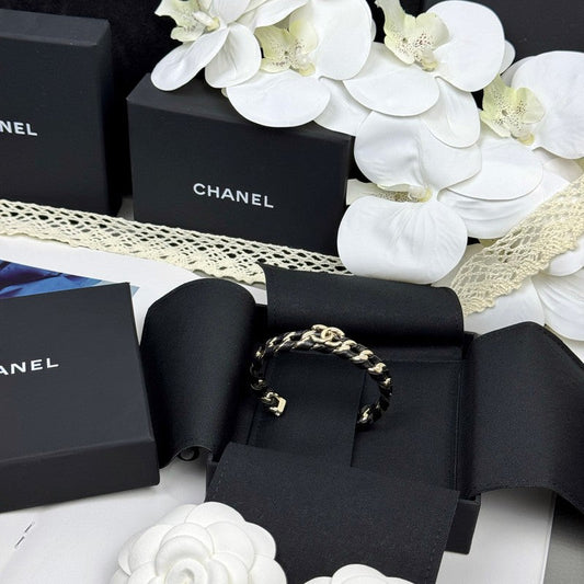 18K  Chanel 26C Black Leather Cuff Bracelet